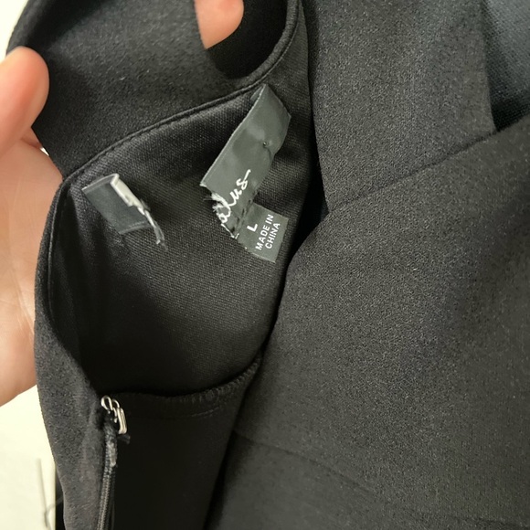 NWOT Keep You Enchanted Black Cutout Halter Mermaid Maxi Dress - Picture 9 of 9